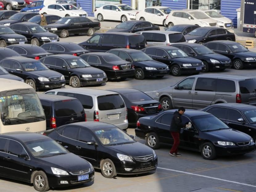 Beijing has begun lifting restrictions on used-car sales between provinces, while consumers are getting over their secondhand hang-ups and recognizing that used cars are a good value. Beijing has begun lifting restrictions on used-car sales between provinces, while consumers are getting over their secondhand hang-ups and recognizing that used cars are a good value.