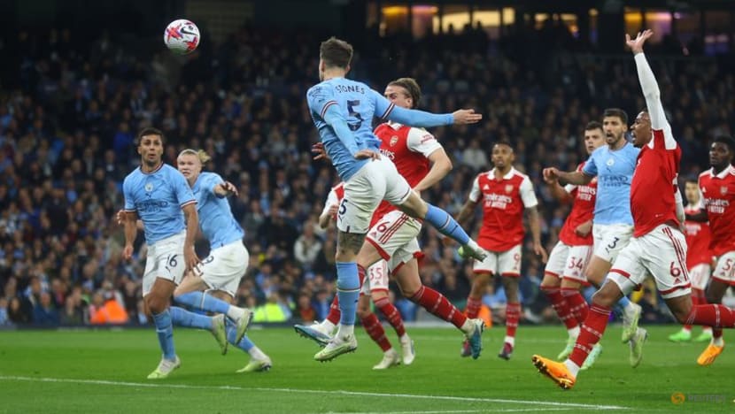 Rampant Man City crush Arsenal with De Bruyne double
