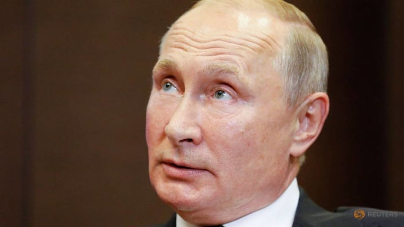 Russia detains shaman on mission to 'banish Putin' Russia detains shaman on mission to 'banish Putin'