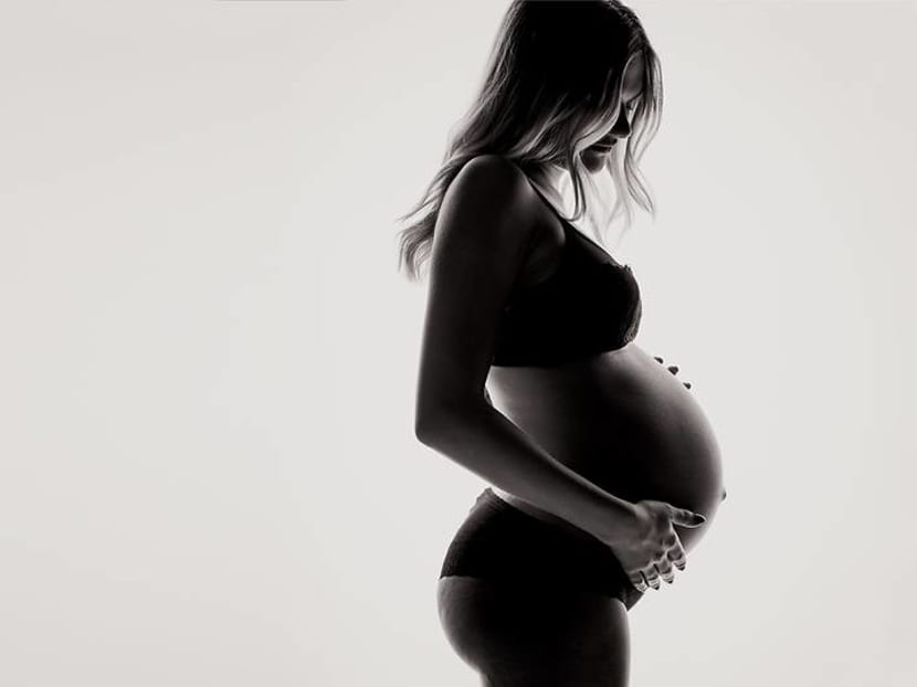 A beauty guide for pregnant women: How to deal with stretch marks, acne and more