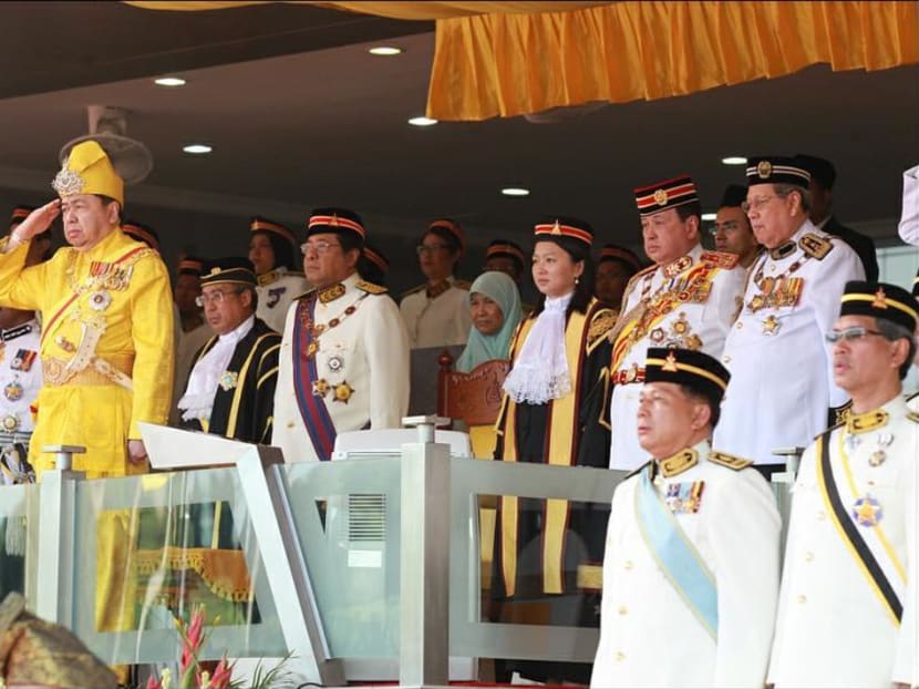 Selangor Ruler Sultan Sharafuddin Idris Shah says former Malaysian prime minister Mahathir Mohamad should be investigated for sedition after allegedly calling Bugis descendants “pirates”. Photo: Malay Mail Online