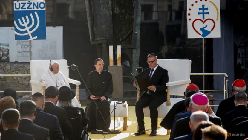 Pope Francis honours Slovak Holocaust victims on site of demolished synagogue Pope Francis honours Slovak Holocaust victims on site of demolished synagogue