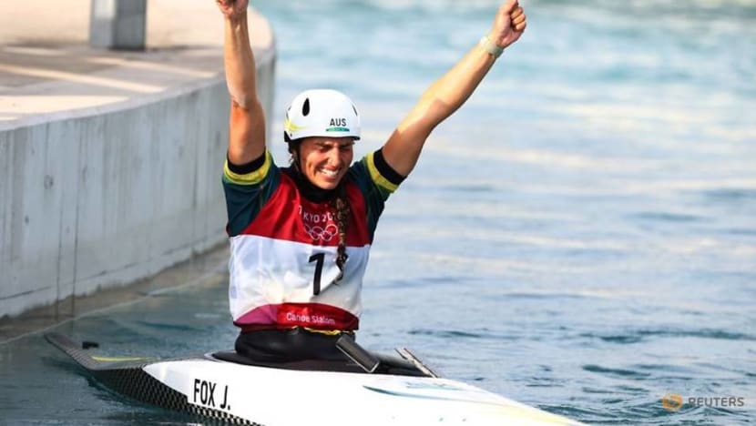 Olympics-Canoeing-Australia's Fox wins gold in women's canoe slalom Olympics-Canoeing-Australia's Fox wins gold in women's canoe slalom