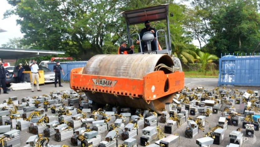 Crypto crackdown: Malaysian police steamroll Bitcoin machines Crypto crackdown: Malaysian police steamroll Bitcoin machines