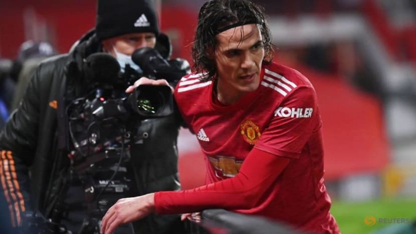 Uruguayan academics slam FA over Cavani ban Uruguayan academics slam FA over Cavani ban