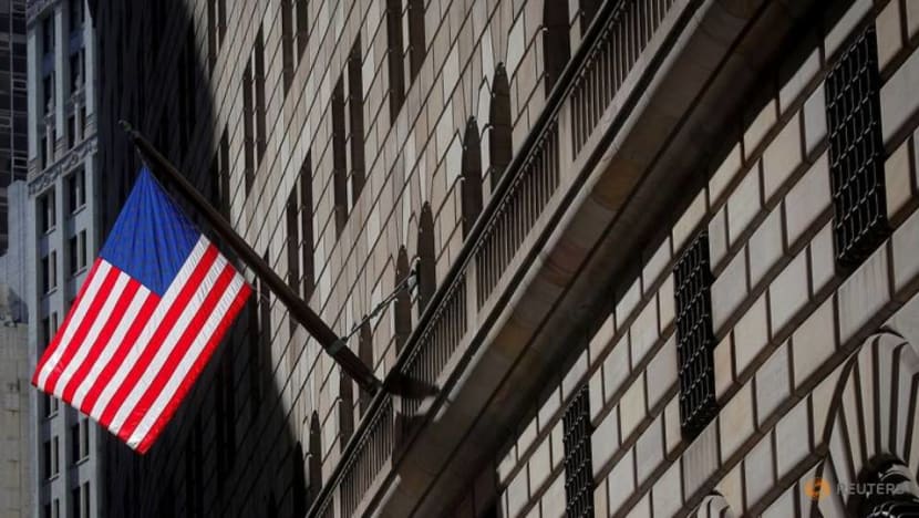 Strong economic data lifts Dow, S&P 500 to record closes Strong economic data lifts Dow, S&P 500 to record closes