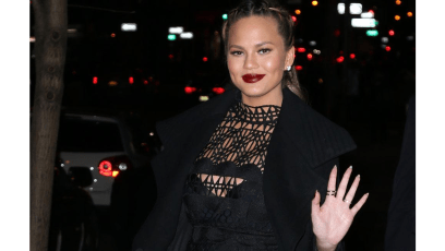 Chrissy Teigen Weighs In On Chris Evan's Leaked Nude Pic, Saying She Saves NSFW Pics On Her Phone