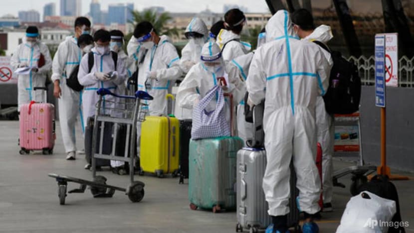 Philippine COVID-19 cases hit 500,000 amid vaccine struggles Philippine COVID-19 cases hit 500,000 amid vaccine struggles
