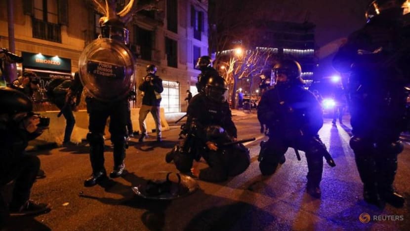 10 arrested in Barcelona as protests over jailed rapper turn violent 10 arrested in Barcelona as protests over jailed rapper turn violent