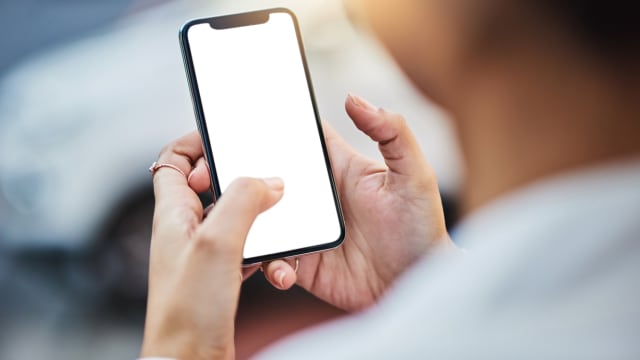 男女多次拨打紧急电话恶作剧 今天被控