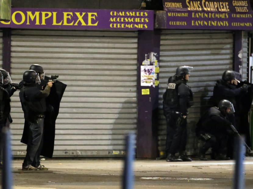 Chaussure du raid police sales