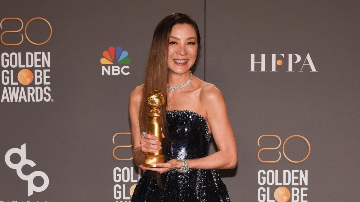 Michelle Yeoh Tells Off Golden Globes Producers For Trying To Cut Short Her  Speech: I Can Beat You Up - 8days