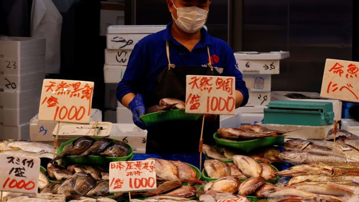 Analisis-Inflasi, bukan deflasi, sekarang menjadi kentang panas politik Jepang menjelang pemilu