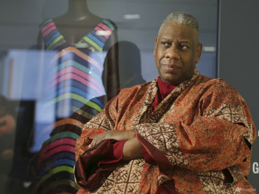Influential fashion journalist Andre Leon Talley of Vogue magazine dies at 73 Influential fashion journalist Andre Leon Talley of Vogue magazine dies at 73