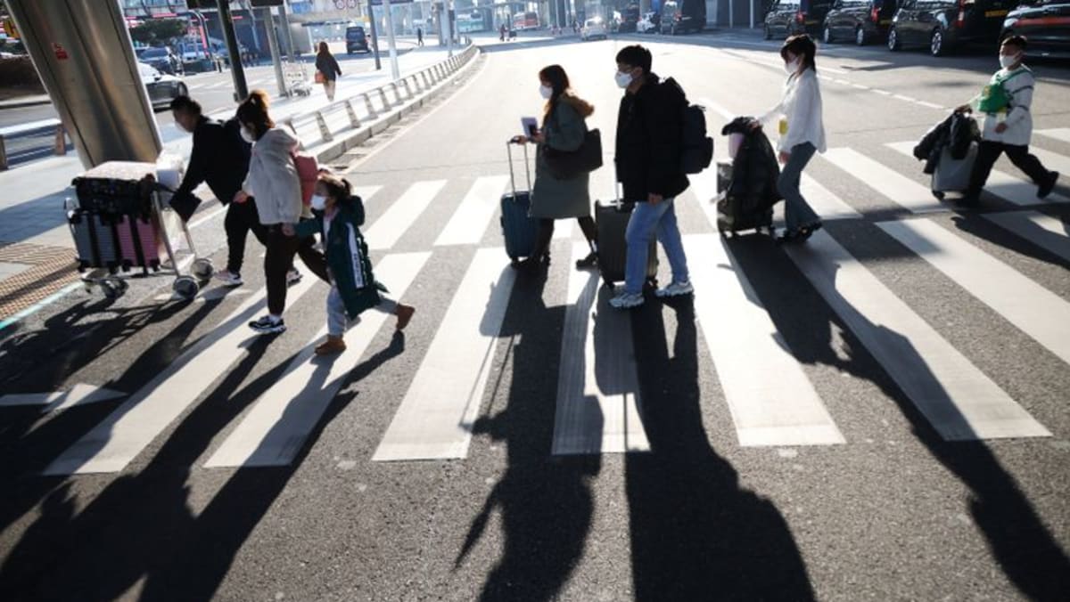 Korea Selatan mempertimbangkan pelonggaran awal pembatasan visa COVID-19 bagi wisatawan dari Tiongkok: Laporan