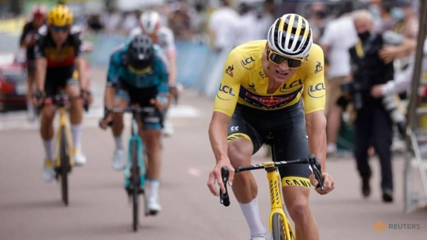 Olympics: Van der Poel leaves it late for MTB race Olympics: Van der Poel leaves it late for MTB race