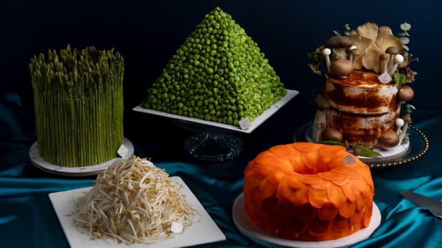 芦笋、蘑菇、豌豆、豆芽　这些蔬菜蛋糕是认真的吗？
