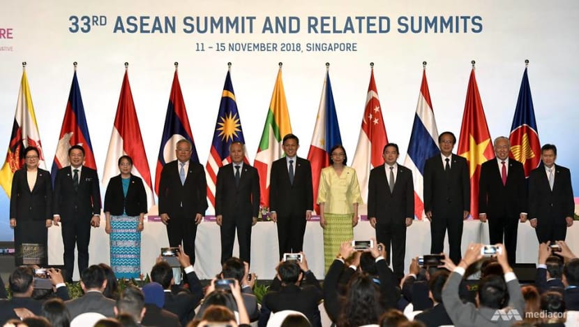 ASEAN economic ministers ink first e-commerce agreement ASEAN economic ministers ink first e-commerce agreement