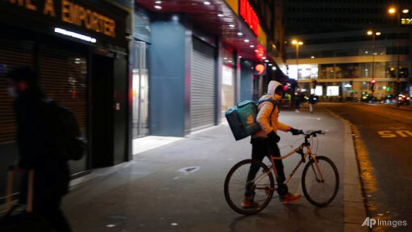 UK Deliveroo riders to strike over pay, gig work conditions UK Deliveroo riders to strike over pay, gig work conditions