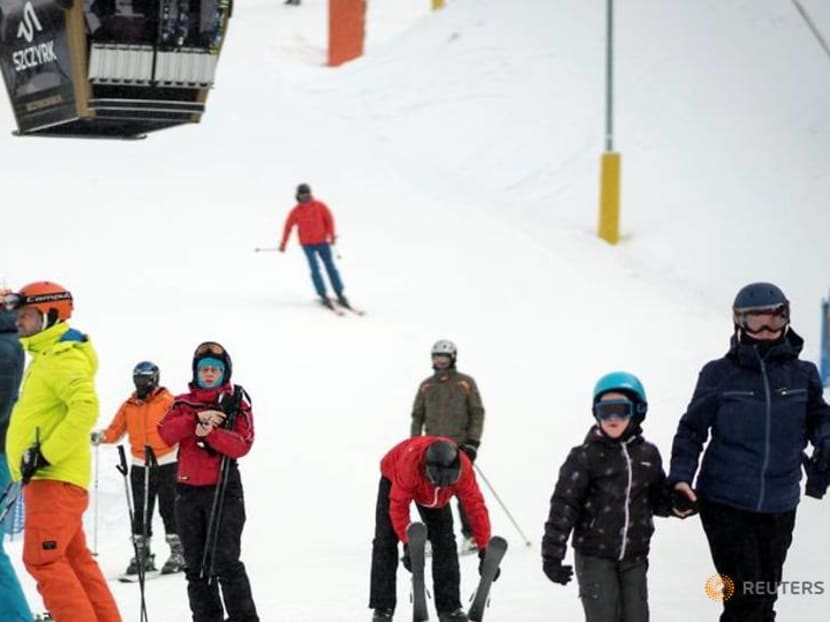 Warsaw filmgoers, skiers rejoice as restrictions lift Warsaw filmgoers, skiers rejoice as restrictions lift
