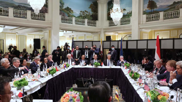 李总理吁美国在数码贸易等领域 同亚细安加强合作