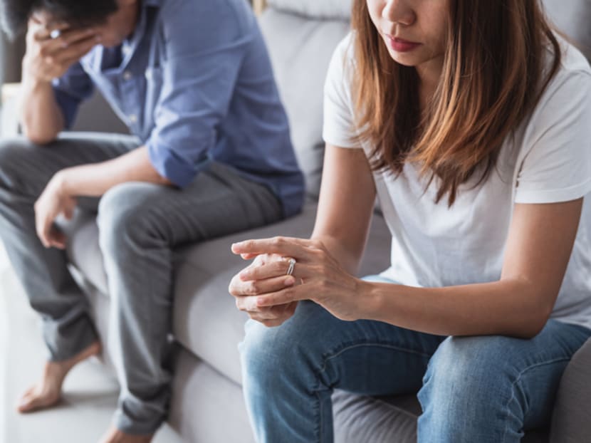 The Aware group argues that the three-year minimum period of marriage before divorce proceedings can begin should be shortened to one year, or at most, two years. The Aware group argues that the three-year minimum period of marriage before divorce proceedings can begin should be shortened to one year, or at most, two years.