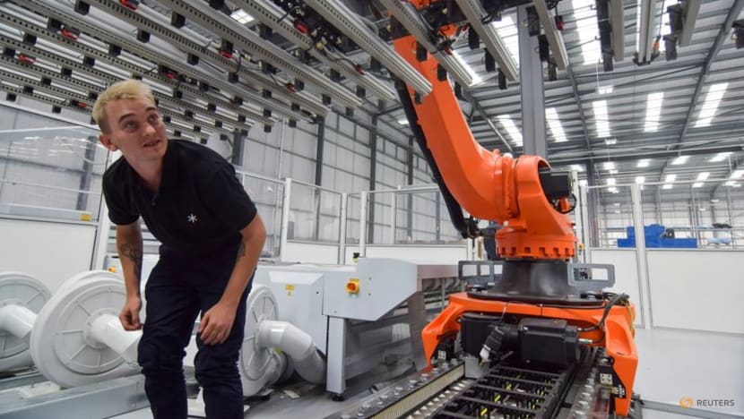EV startups hunt for low-cost roads to mass production EV startups hunt for low-cost roads to mass production