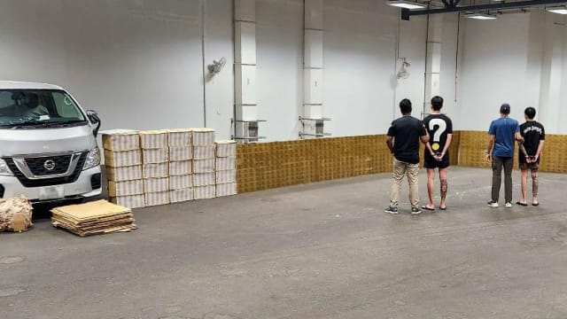 关税局起获1600条漏税香烟 逮捕两名新加坡籍男子