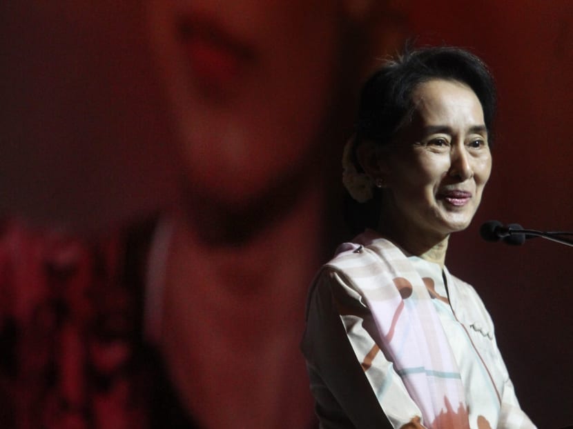 Suu Kyi encourages overseas Myanmar citizens to return home