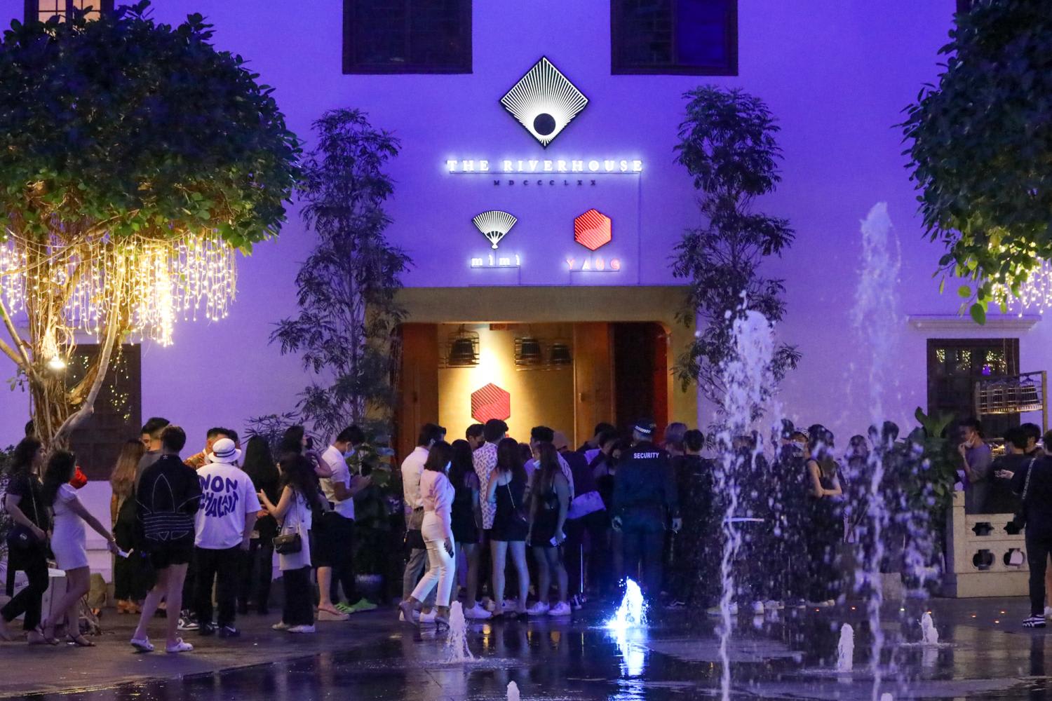 From June 14, nightlife establishments with dancing among patrons will no longer be subjected to a capacity limit, said MOH. From June 14, nightlife establishments with dancing among patrons will no longer be subjected to a capacity limit, said MOH.