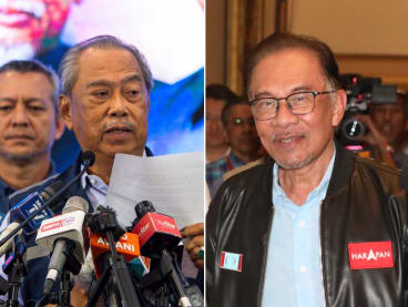 (Left) Perikatan Nasional leader Muhyiddin Yassin and Pakatan Harapan leader Anwar Ibrahim speaking on November 20, 2022. 