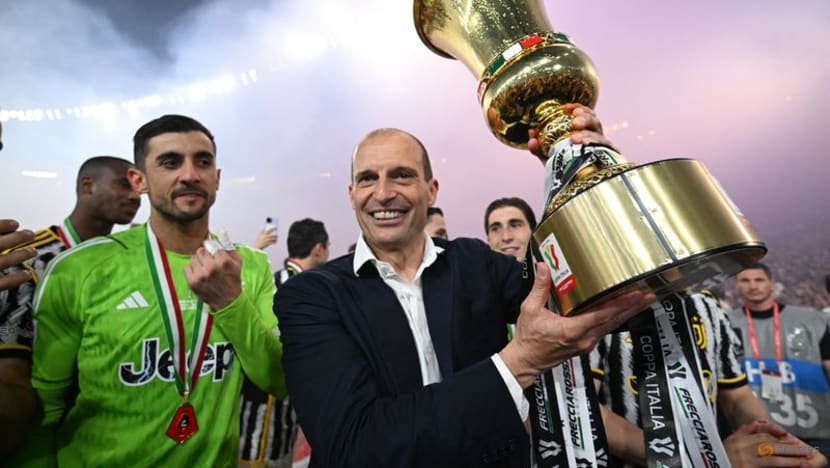 Juventus win Coppa Italia final with early Vlahovic strike