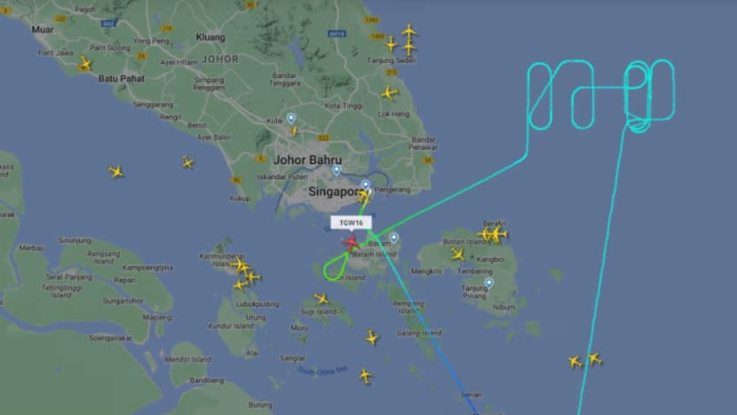 20231012 flightradar scoot bomb threat