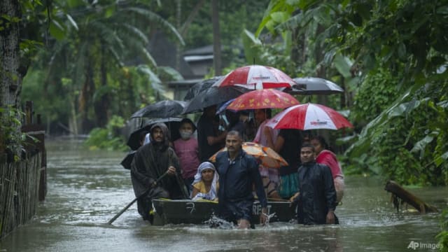 印度孟加拉洪灾 死亡人数增至62人