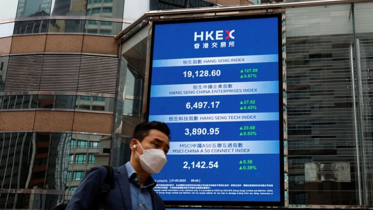 Saham-saham Asia jatuh, imbal hasil obligasi tertekan karena kekhawatiran resesi yang membebani