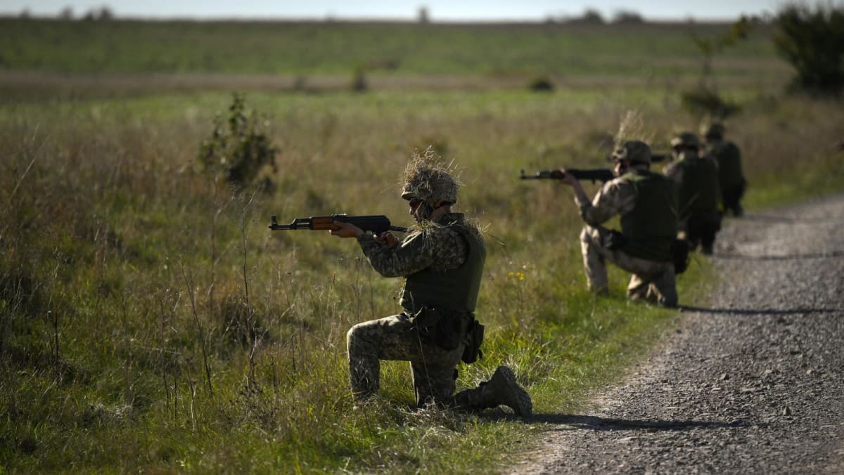 17,000 Ukrainian army recruits trained by Britain, allies: UK 17,000 Ukrainian army recruits trained by Britain, allies: UK