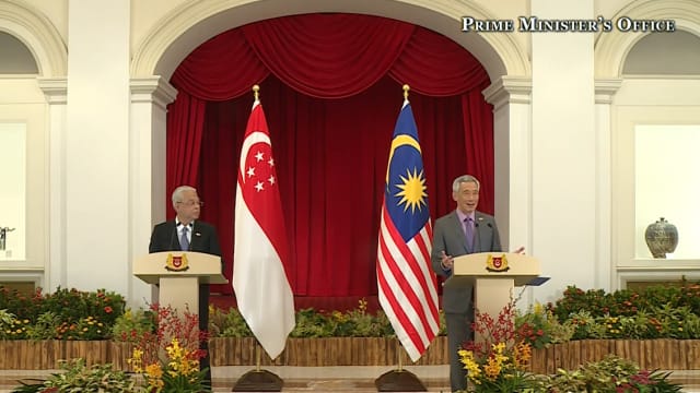 李显龙总理与马来西亚首相依斯迈沙比里举行联合记者会