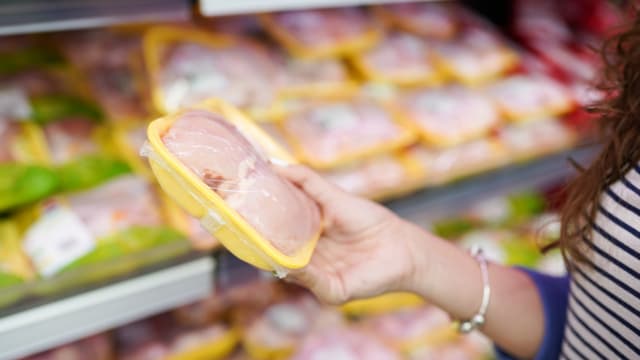 食品局：暂停从日本四个县进口生禽肉和禽肉产品