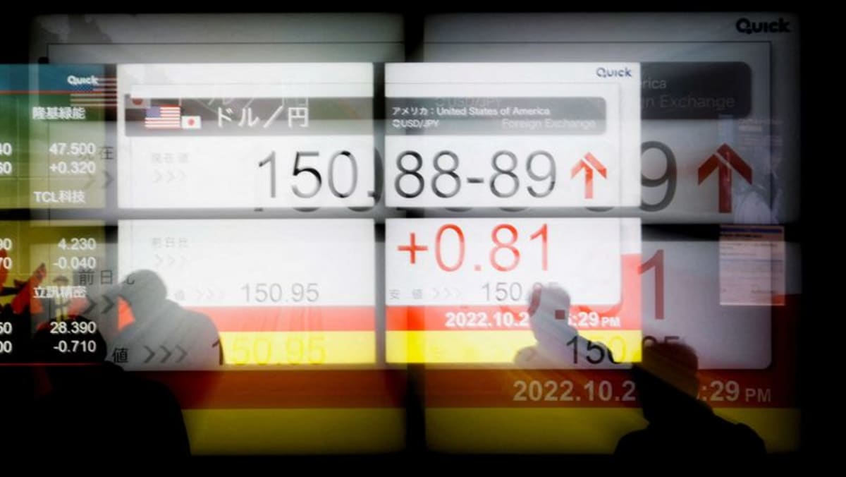 Jepang masuk dan membeli yen di pasar valuta asing pada hari Jumat: Sumber
