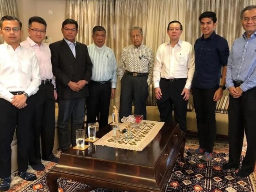 Following a meeting with Pakatan Harapan leaders on the morning of Feb 29, Dr Mahathir Mohamad has offered himself as a candidate for prime minister again. Following a meeting with Pakatan Harapan leaders on the morning of Feb 29, Dr Mahathir Mohamad has offered himself as a candidate for prime minister again.