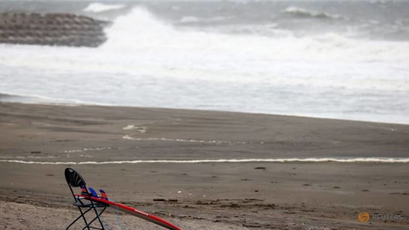 Olympics-Surfing-Medals to be decided a day early in surfing Olympics-Surfing-Medals to be decided a day early in surfing