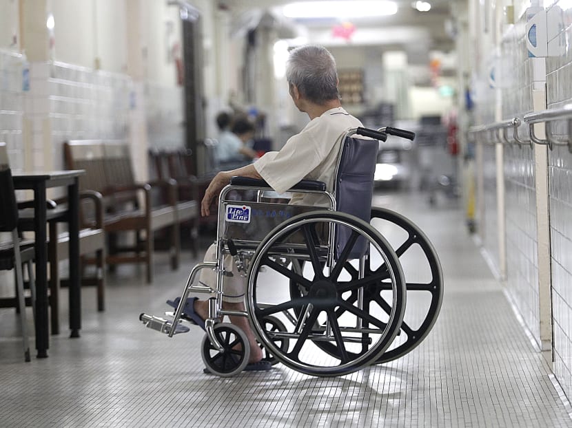 Elderly resident at Kwong Wai Shiu Hospital, Oct 2, 2014. TODAY file photo