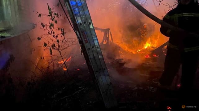 Explosions rock Kyiv after new air-raid warning