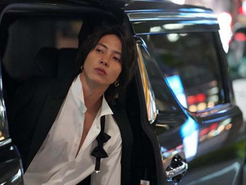 Pop star Tomohisa Yamashita spotted drinking and at hotel with underaged girl Pop star Tomohisa Yamashita spotted drinking and at hotel with underaged girl