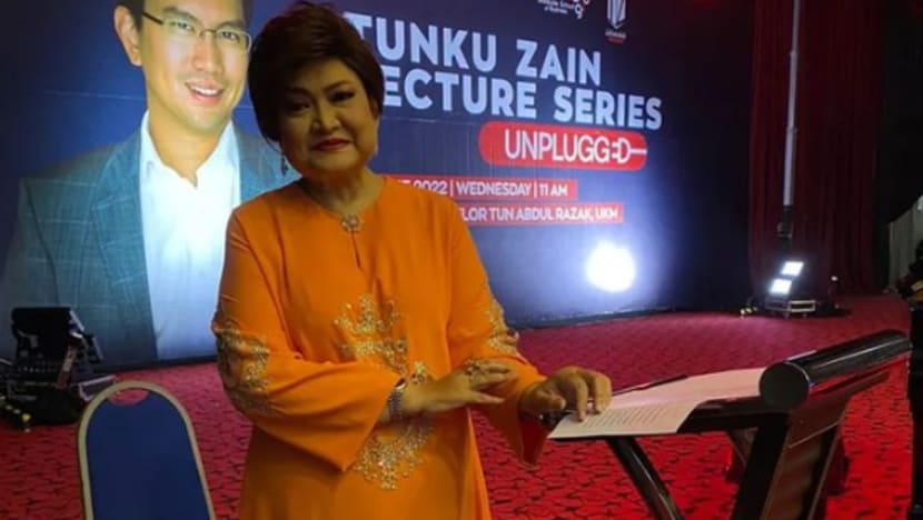 Adibah Noor berjaya turun 18kg dalam tempoh 2 bulan Adibah Noor berjaya turun 18kg dalam tempoh 2 bulan