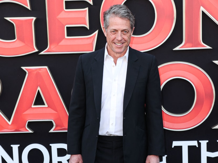 Dungeons & Dragons’ Hugh Grant believes there would be more affairs on set if phones were banned