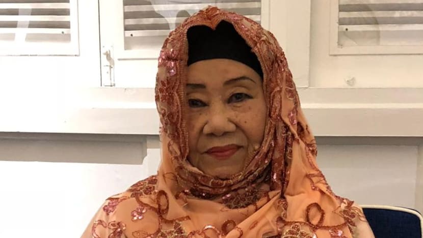 Pada usia 88 tahun, Nona Asiah ‘lahirkan’ CD baru lagu-lagunya