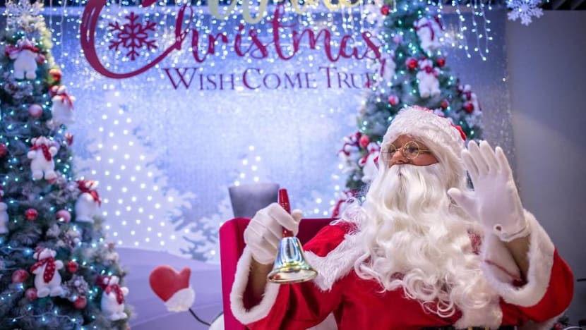 COVID-19 limits demand for Santa Claus to appear at malls, events
