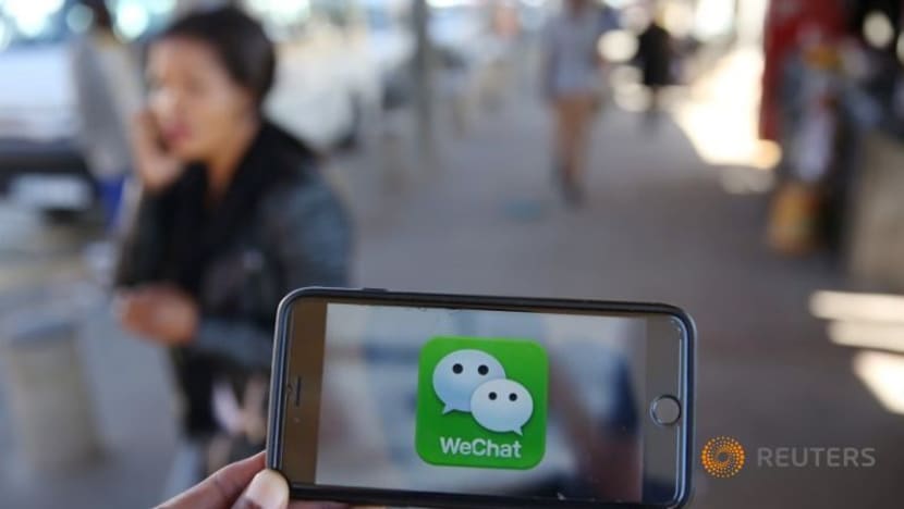 சீனப் புத்தாண்டிற்கு இணைய பணப் பொட்டலங்களைப் பகிர்ந்துகொண்ட WeChat பயனீட்டாளர்கள்