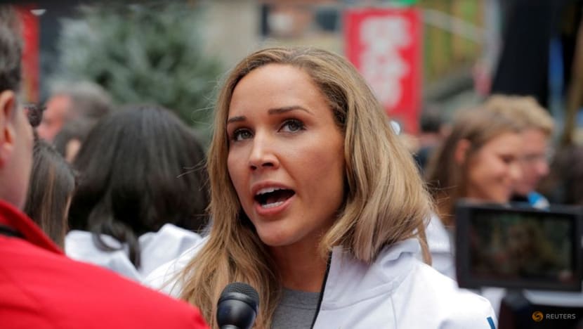Olympic hurdler Lolo Jones returns to US trials at 41 CNA